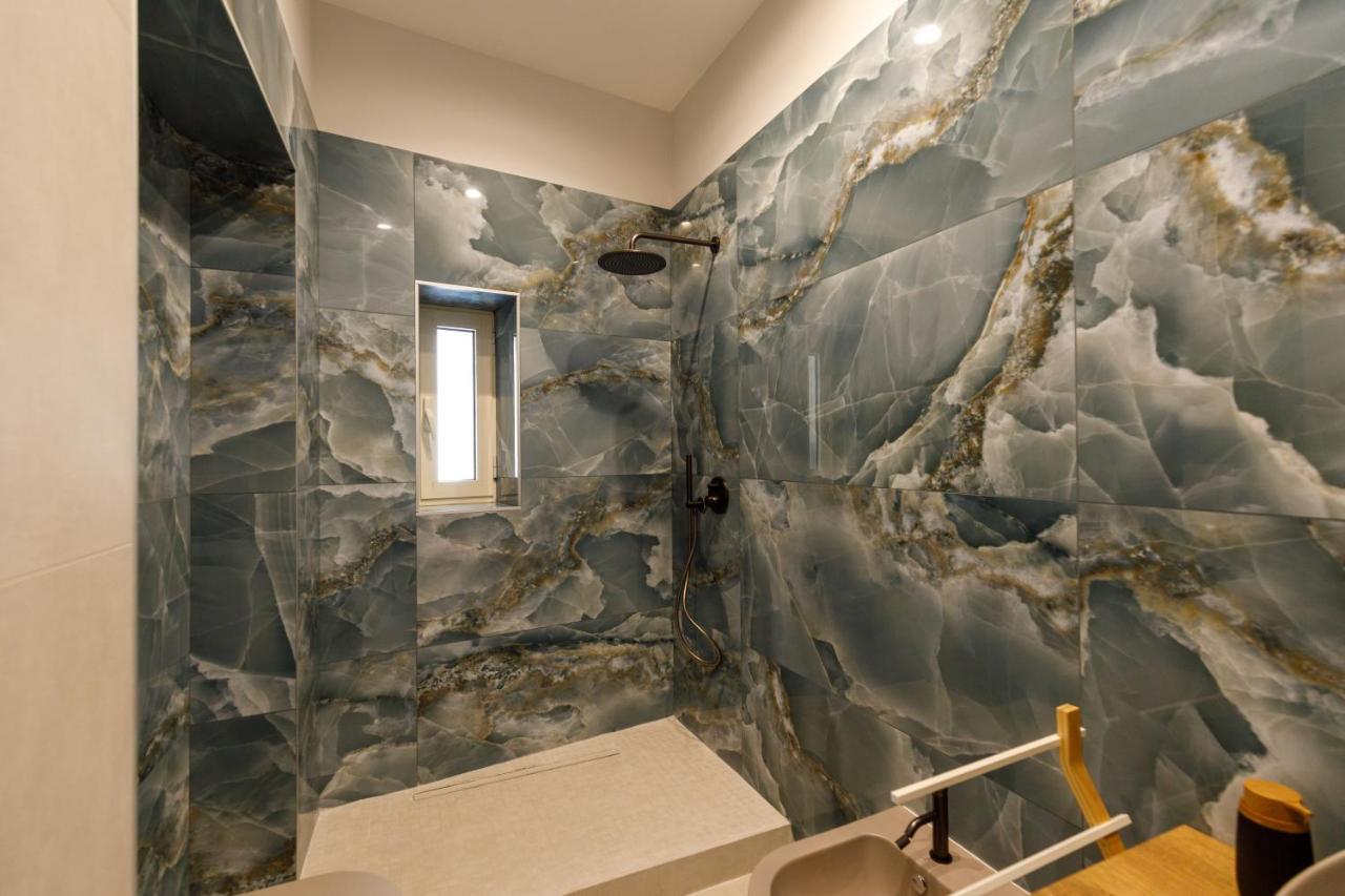 Seven Winds Suite Naples Exterior photo